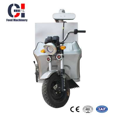 Easy operation battery drive animal feed transport vehicle